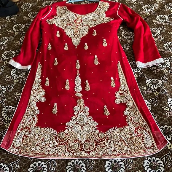 strapless open back dress COCO, Pakistani party dresses, Pakistani wedding outfits for guests,  Pakistani wedding dresses with prices, Pakistani wedding wear online, Farah  Talib Aziz Lawn, sania maskatiya formals, Pakistani Bridal Wear, Farooq  Hameed Bridal Collection,